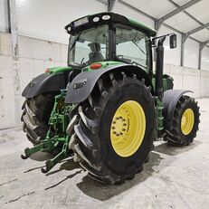 трактор колесный John Deere 6210R