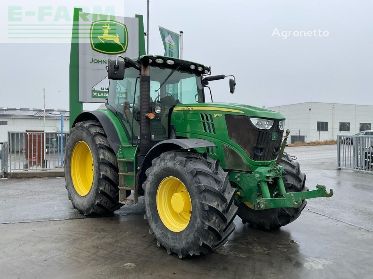 трактор колесный John Deere 6210r