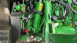 Tractor cu roţi John Deere 6215R de vânzare - Imagine 30 | Agroline RO Tractor cu roţi John Deere 6215R | Imagine 30 - Agroline