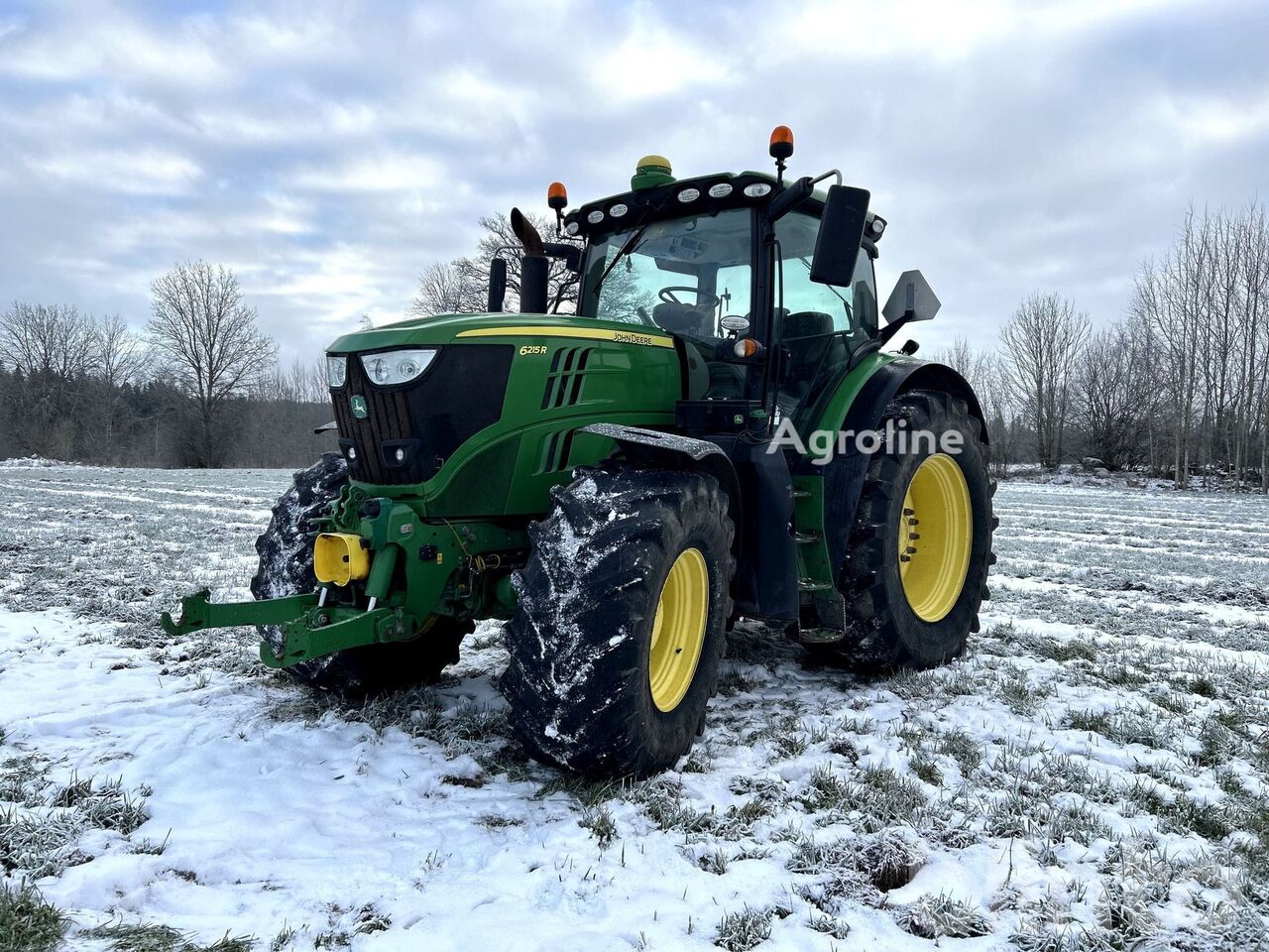 Ciągnik kołowy John Deere 6215R - Agroline