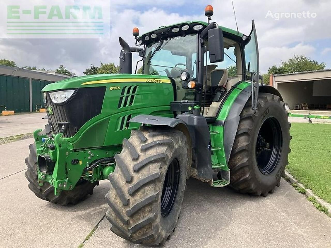 John Deere 6215r wheel tractor