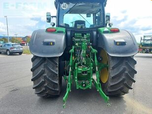 John Deere 6215r hjultraktor