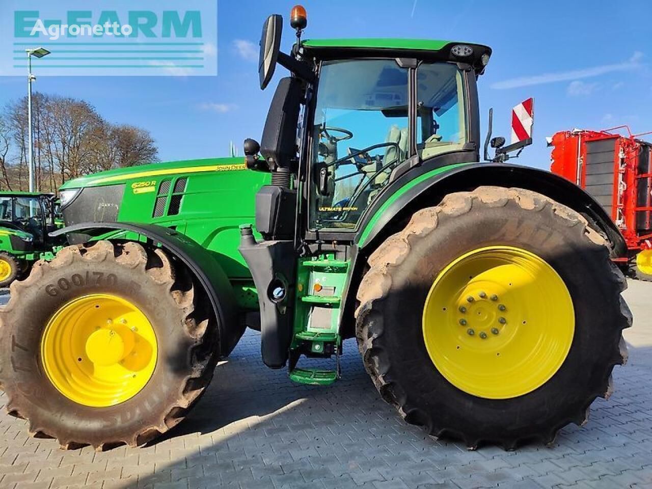 John Deere 6250r wheel tractor