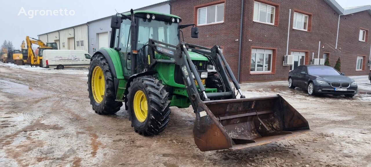 جرار بعجلات John Deere 6320