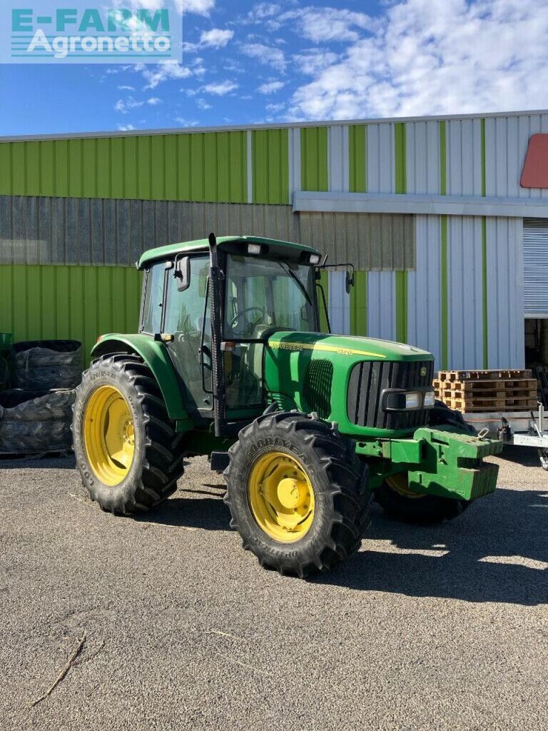 John Deere 6320 tractor de ruedas