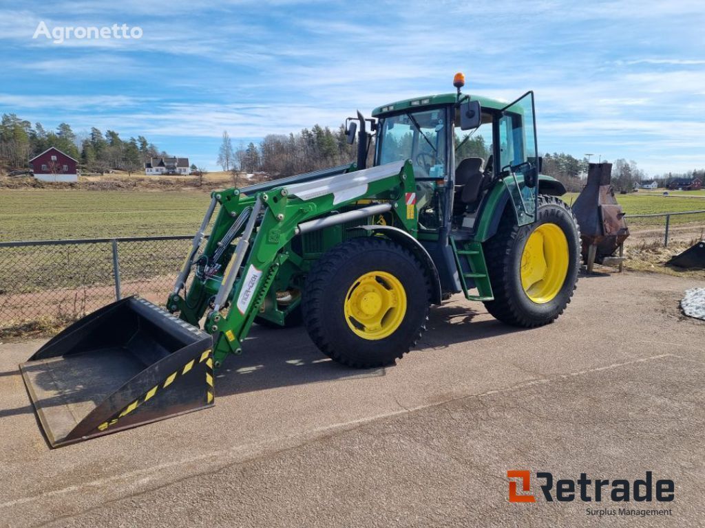 John Deere 6510 wheel tractor