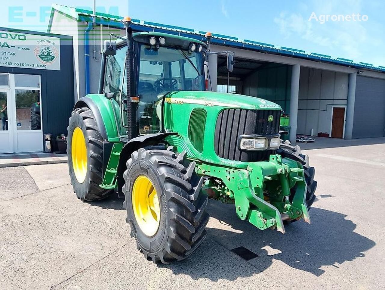 John Deere 6520 traktor på hjul