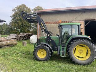 John Deere 6600 wielen trekker