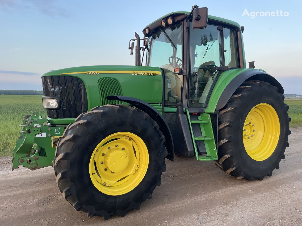 John Deere 6820 wielen trekker - Agronetto