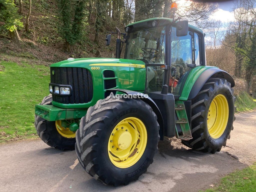 John Deere 6830 wheel tractor