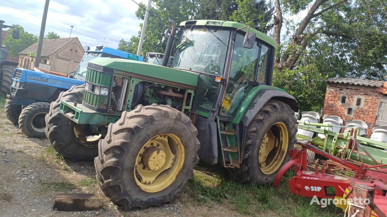 tracteur à roues John Deere 6900