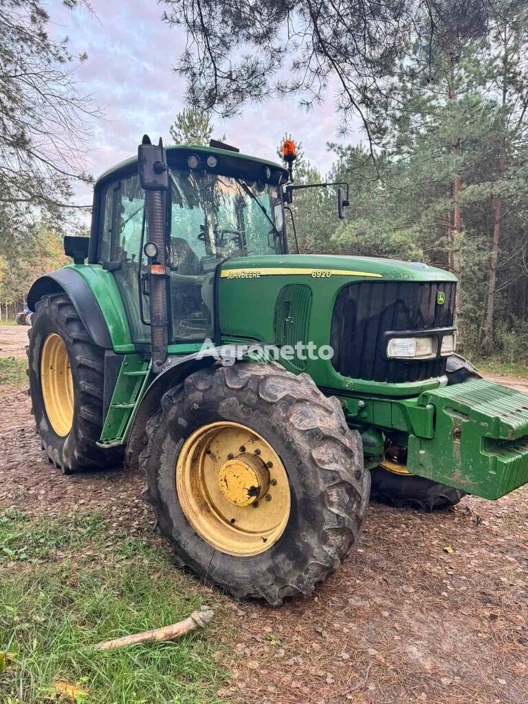 John Deere 6920 v Lizynh wheel tractor