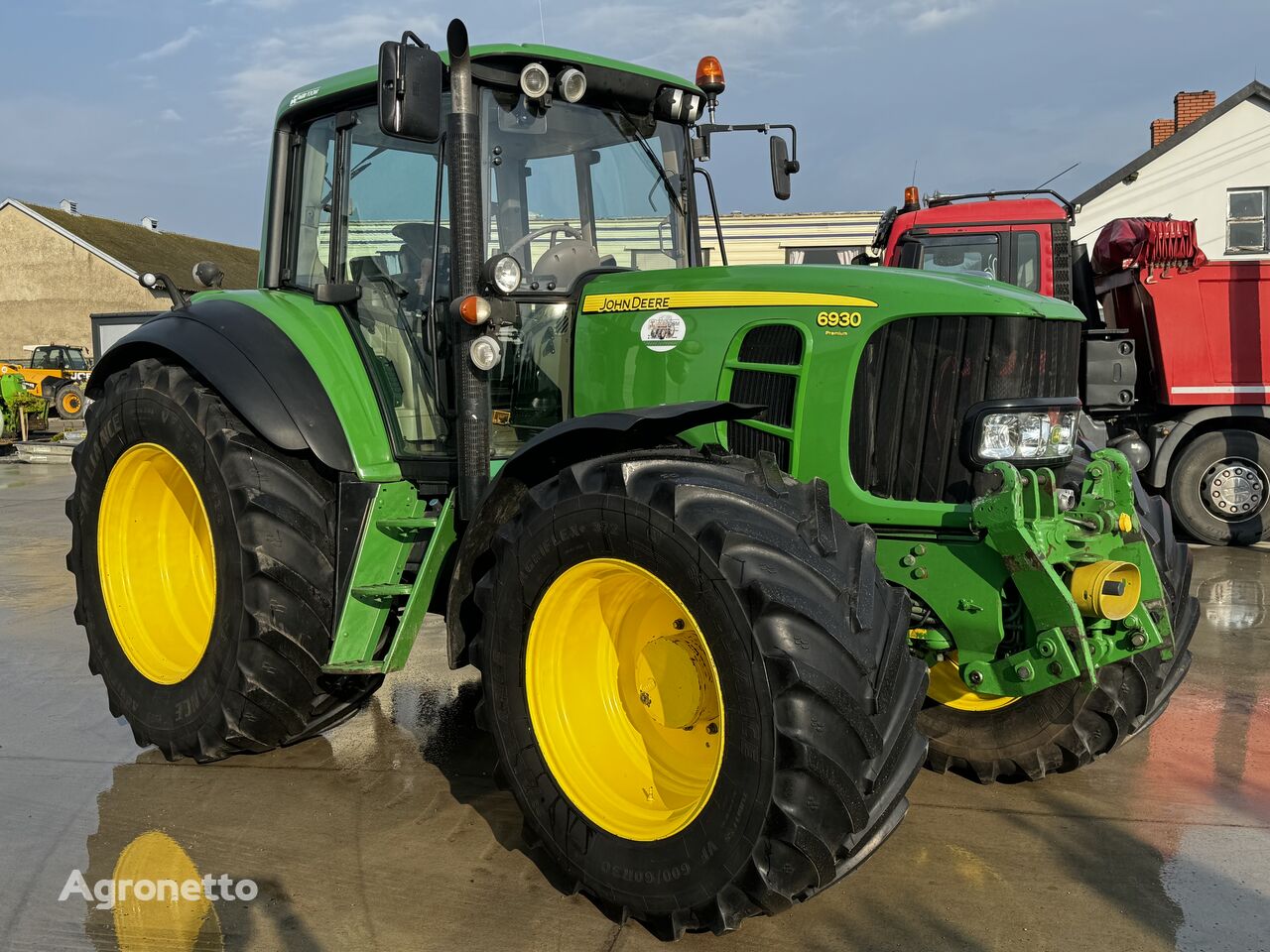 John Deere 6930 Premium Power Quad  wheel tractor