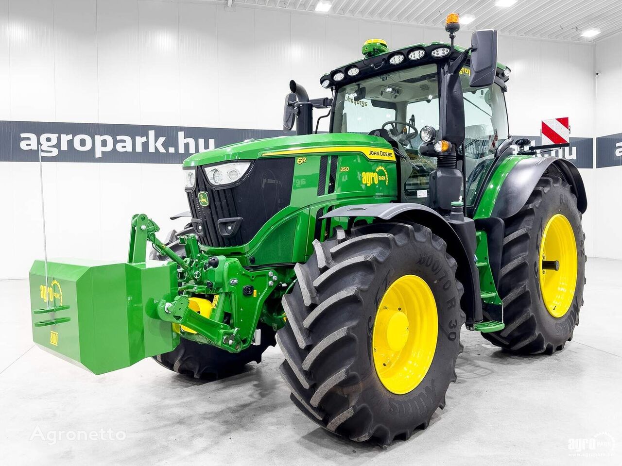 John Deere 6R 250 tractor de ruedas nuevo