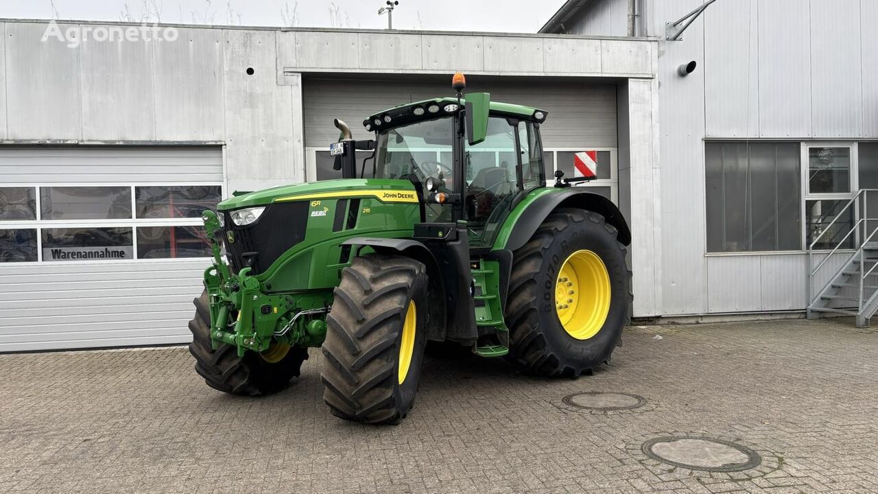 новый трактор колесный John Deere 6R215