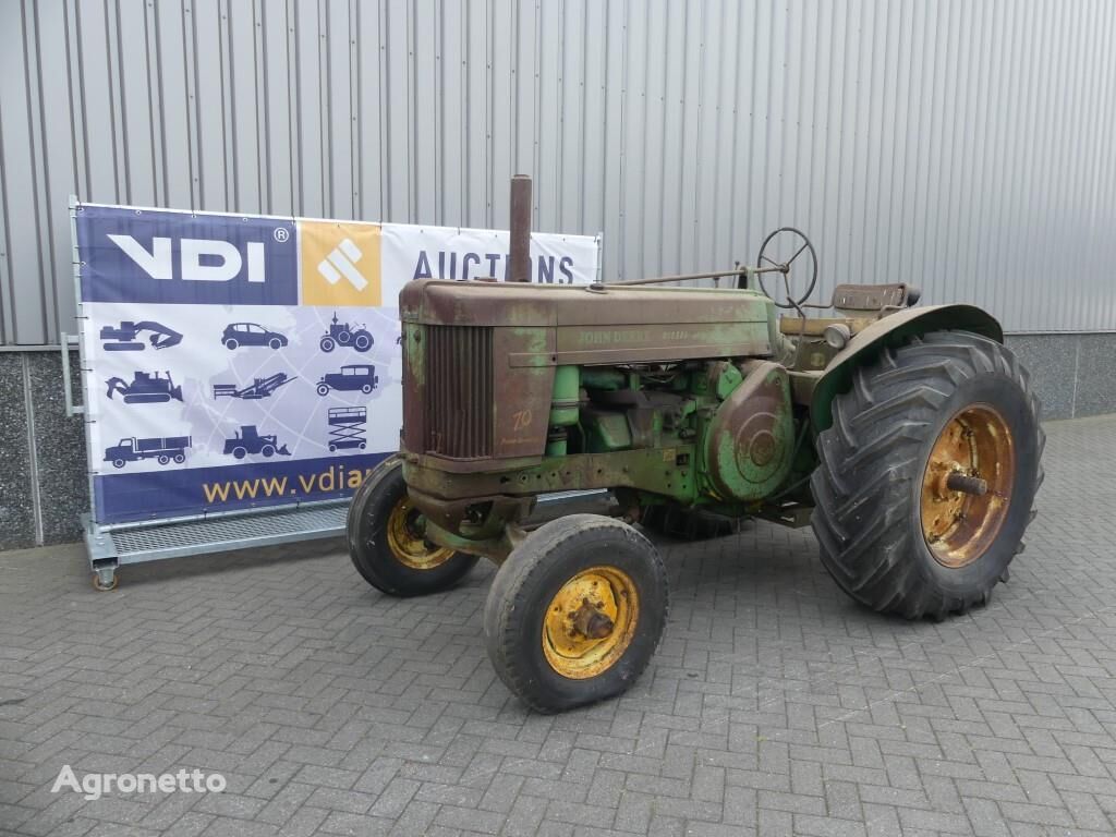 трактор колісний John Deere 70