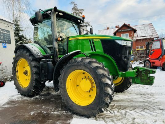 John Deere 7260R kerekes traktor