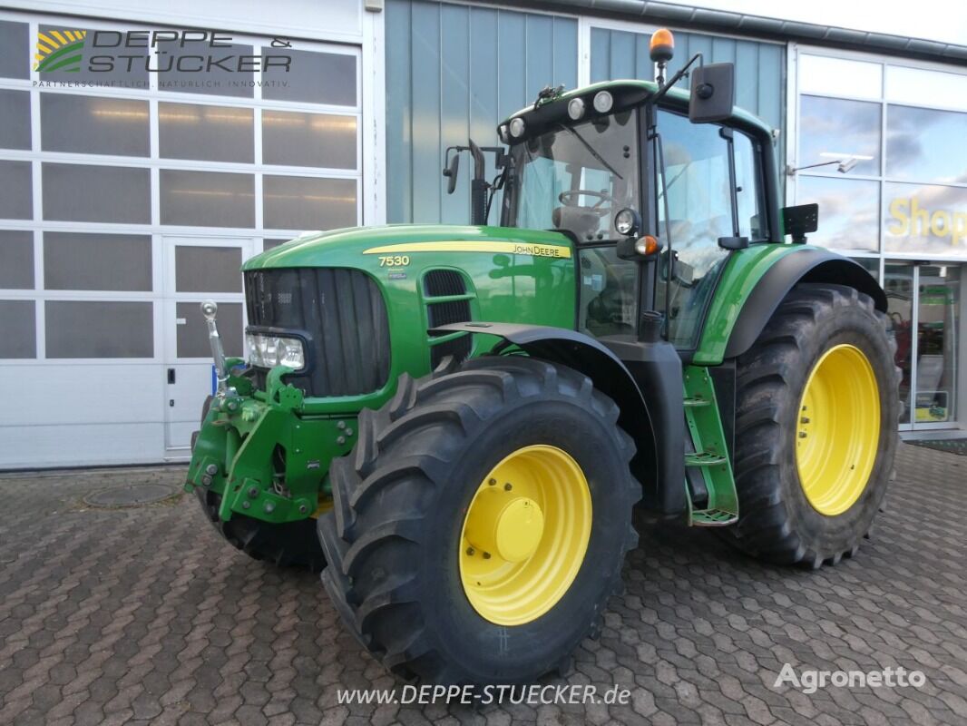 tracteur à roues John Deere 7530 Premium