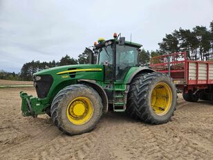 tracteur à roues John Deere 7830