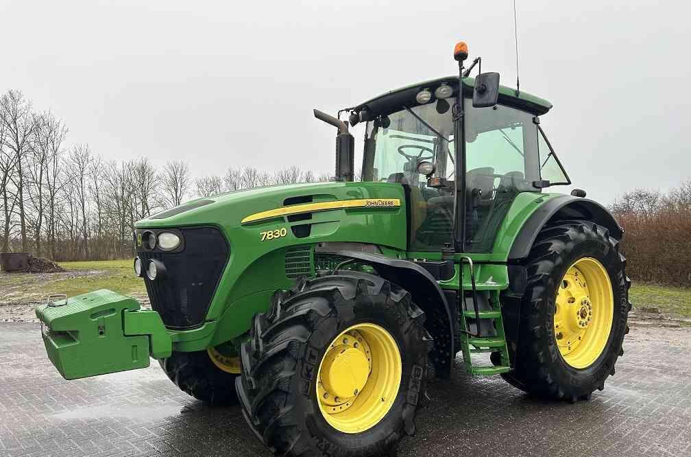 John Deere 7830 powerquad, tls, lucht traktor točkaš