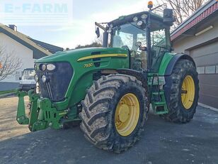 جرار بعجلات John Deere 7930