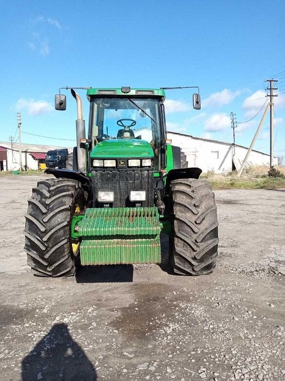 John Deere 8300 tractor de ruedas