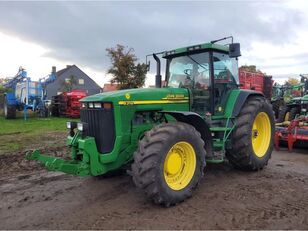 John Deere 8310 wielen trekker