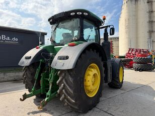 tracteur &agrave; roues John Deere 8320 R e23