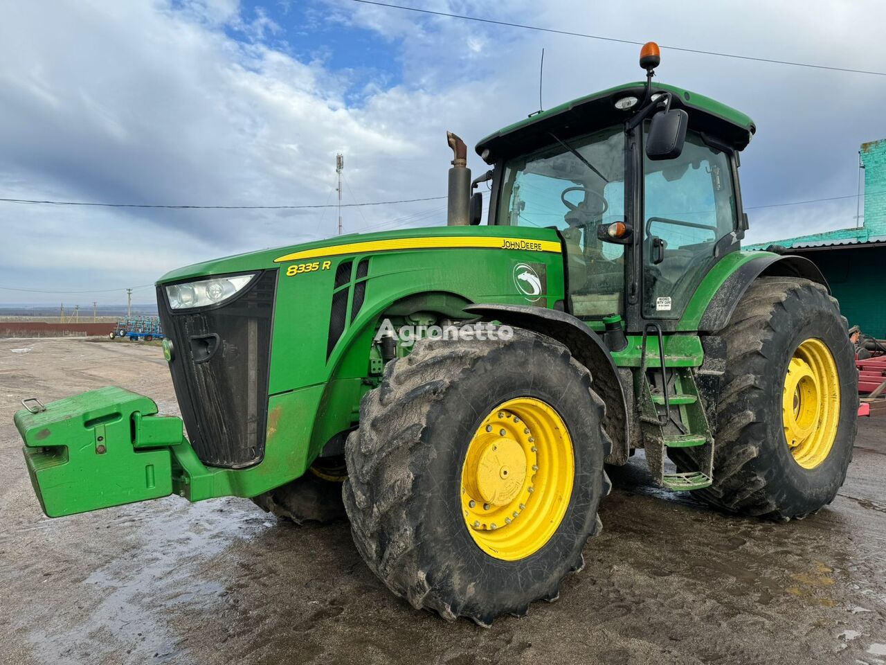 John Deere 8335R  Radtraktor