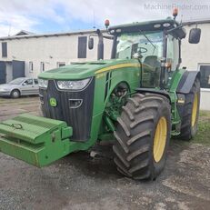 tracteur &agrave; roues John Deere 8335R