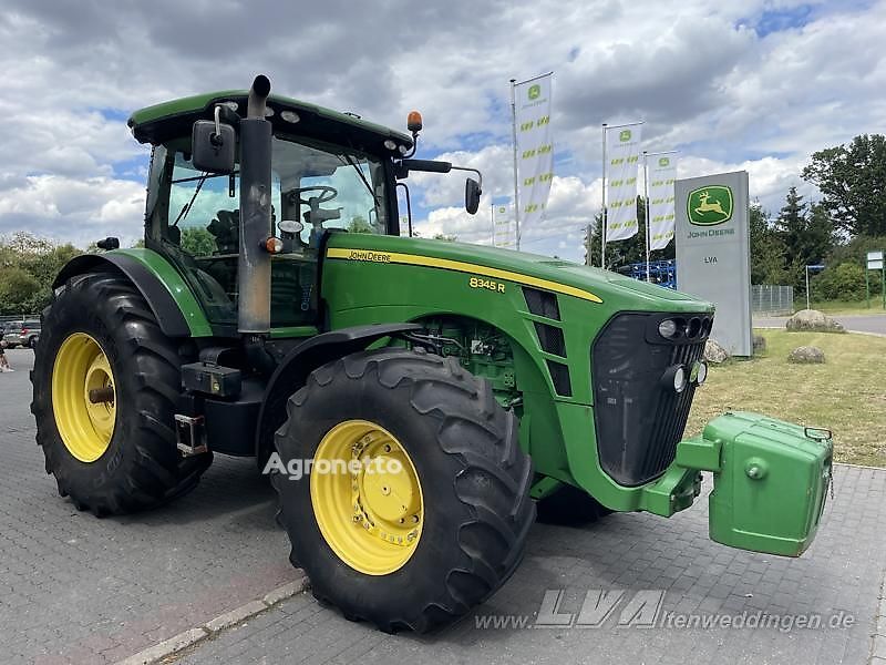 трактор колесный John Deere 8345R