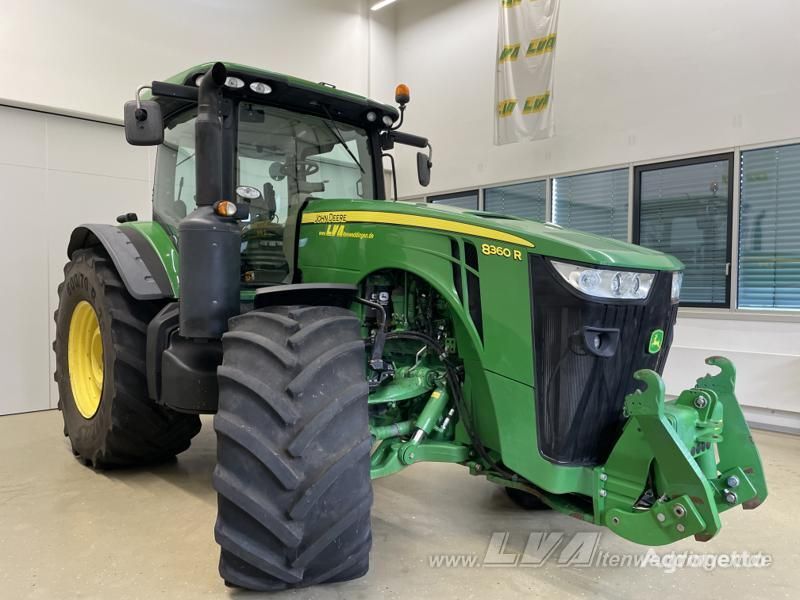 John Deere 8360R wheel tractor