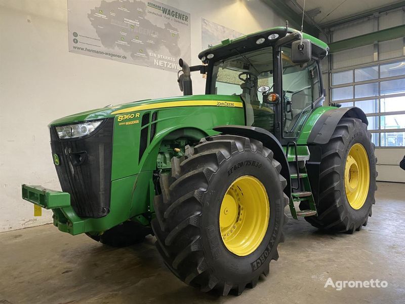 trator de rodas John Deere 8360R