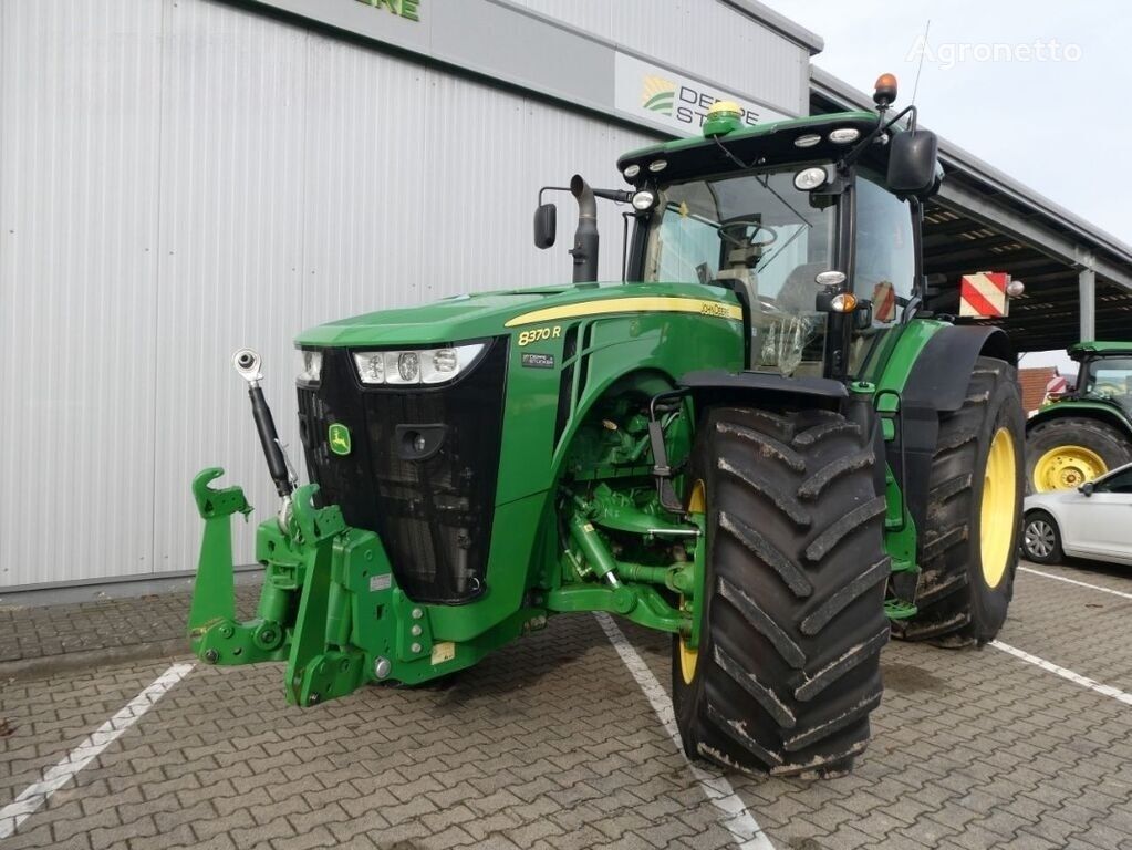 جرار بعجلات John Deere 8370 R