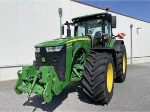 John Deere 8400 R wheel tractor