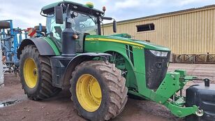 tracteur à roues John Deere 8400R