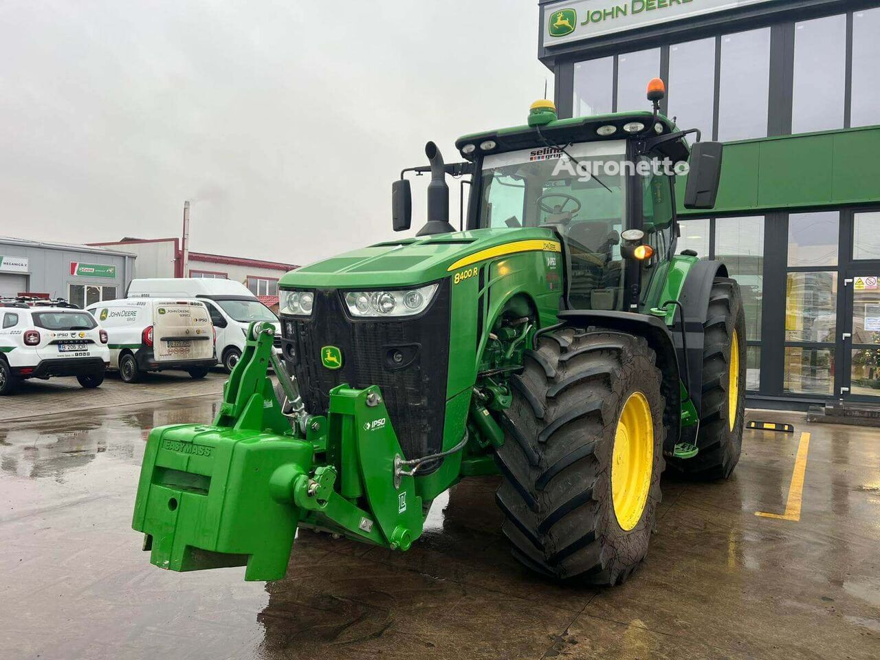 трактор колесный John Deere 8400R