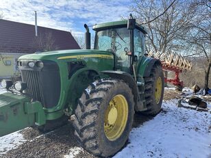 traktor na kolesih John Deere 8420