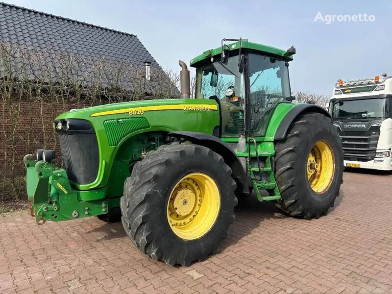 tracteur à roues John Deere 8420