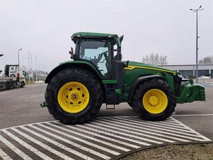 John Deere 8R 310 wheel tractor