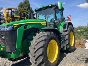 تراکتور چرخ دار John Deere 8R340