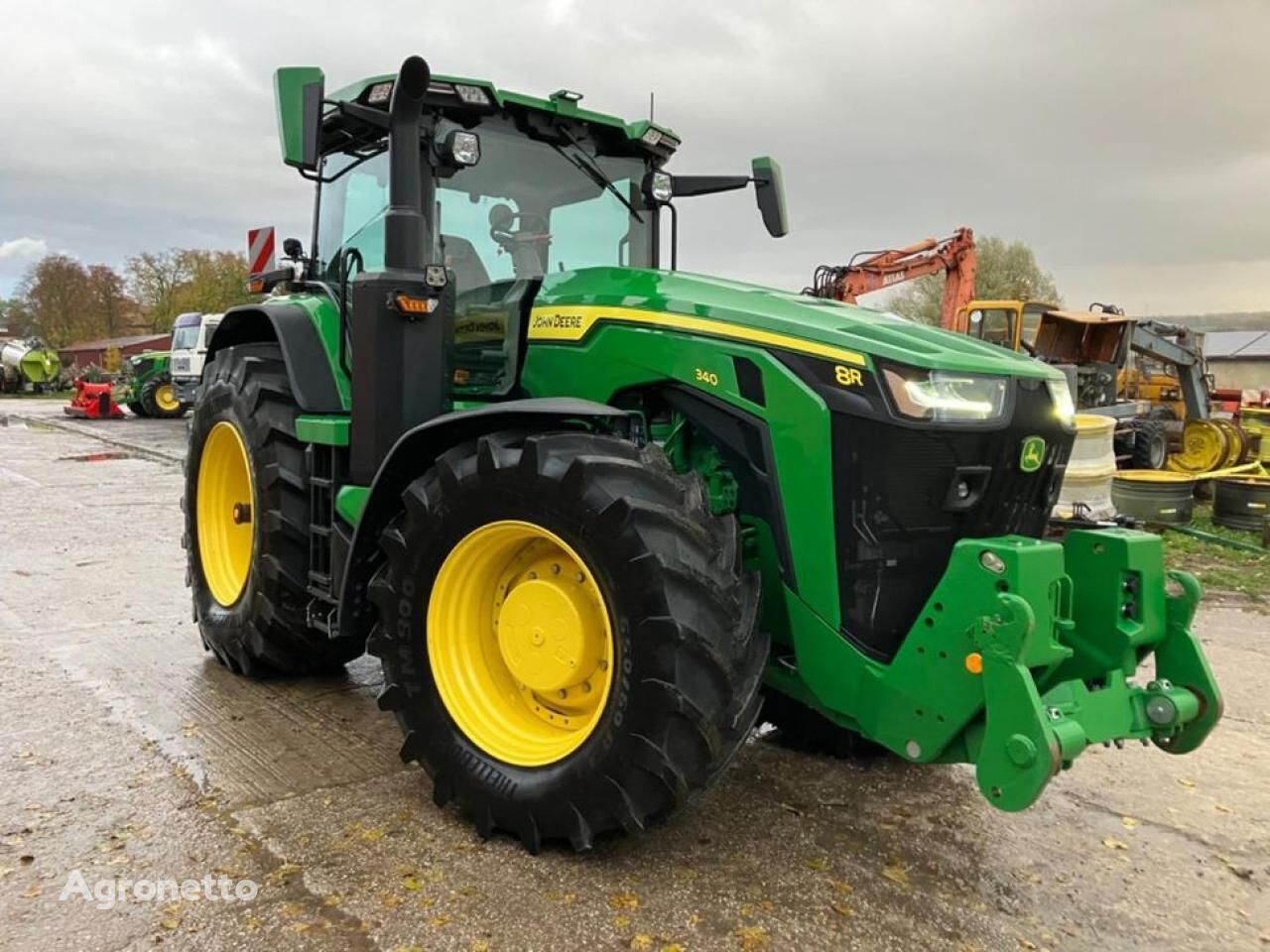 трактор колесный John Deere 8R340 E23