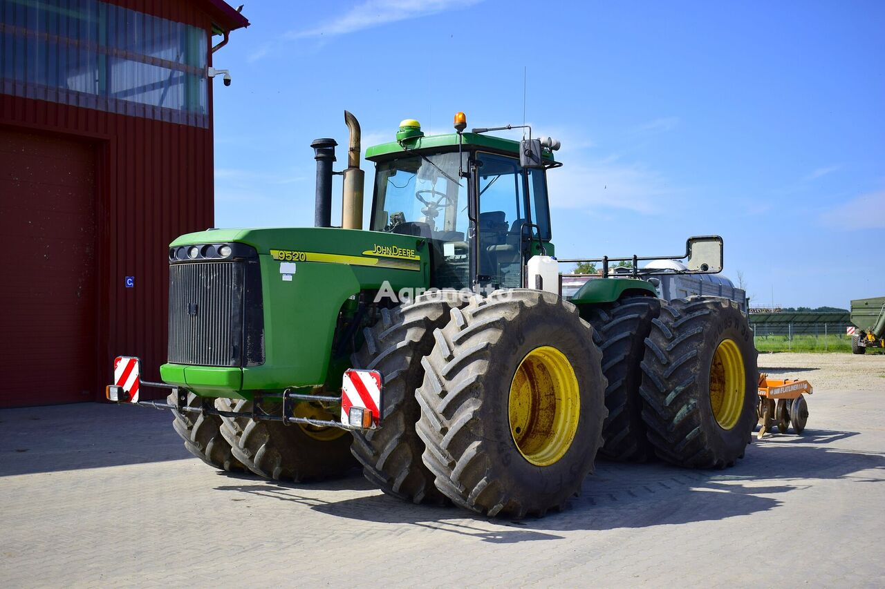 трактор колесный John Deere 9520