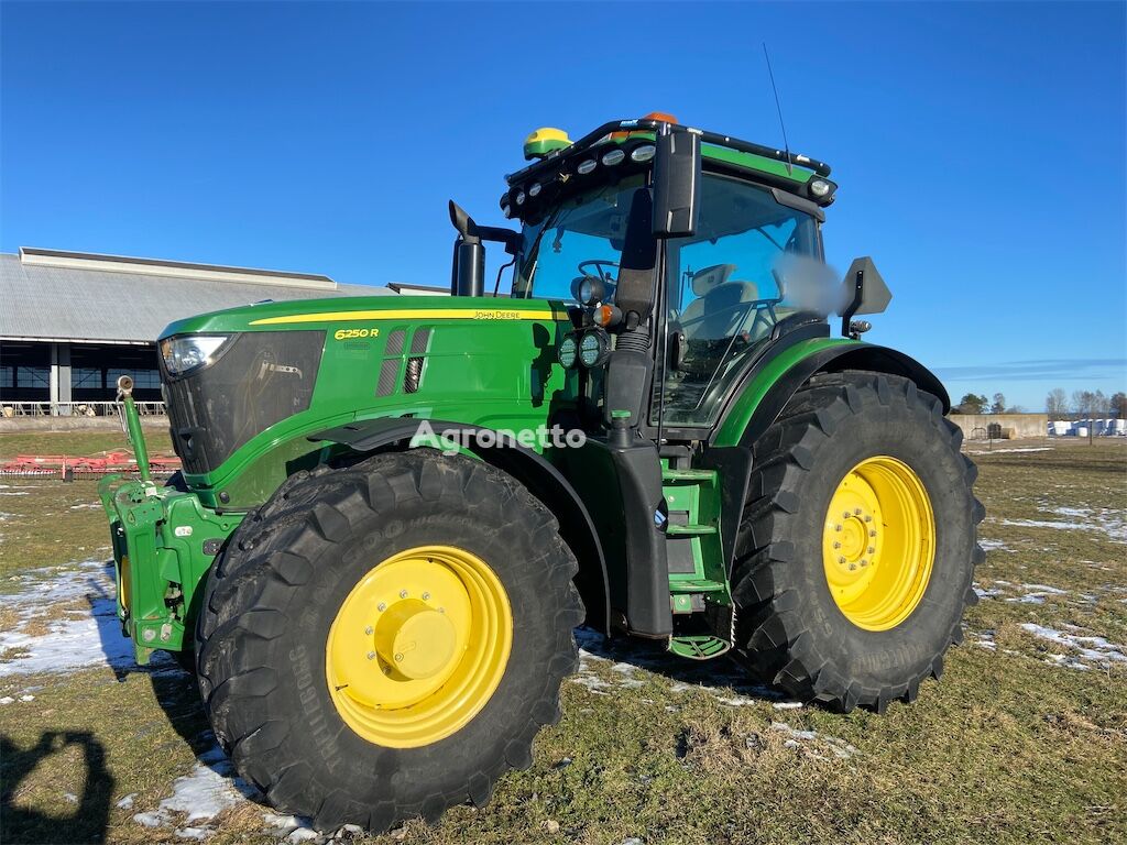 трактор колесный John Deere JOHN DEERE