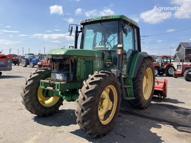 трактор колесный John Deere TRACTOR