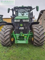 tracteur &agrave; roues John Deere traktor 7r330