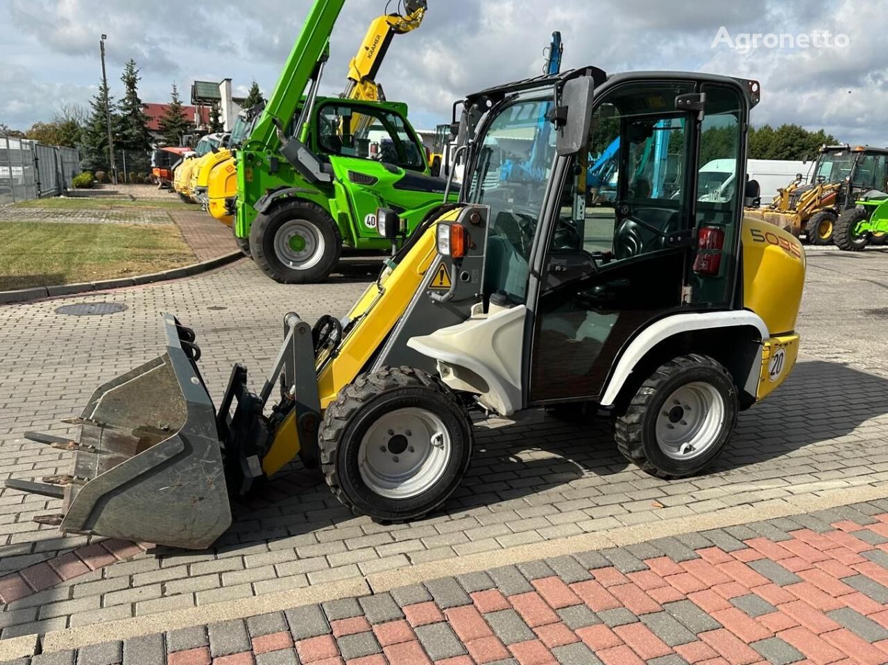 tracteur à roues Kramer 5035