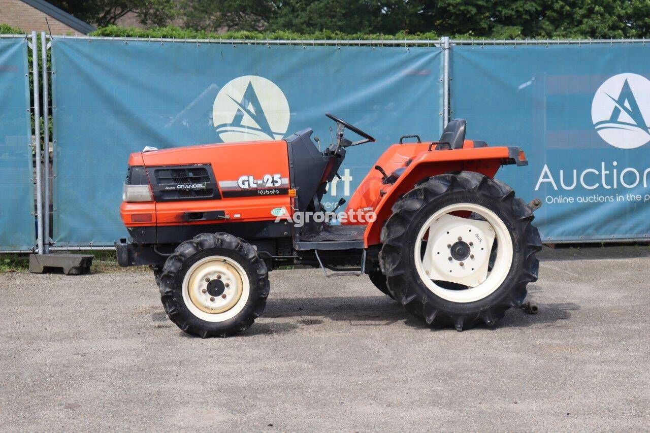 Kubota GL25 tractor de ruedas