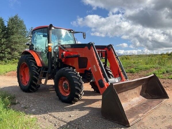 tracteur à roues Kubota M126GX