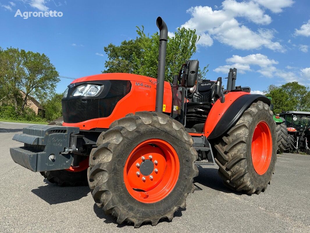 Kubota M4063 ROPS hjul traktor